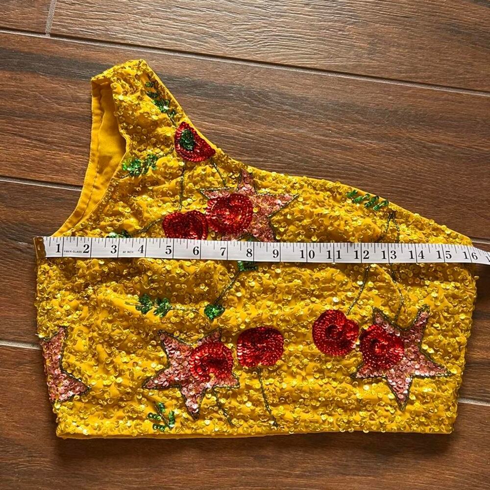 Nasty Gal sequin cherry top - Picture 4 of 8